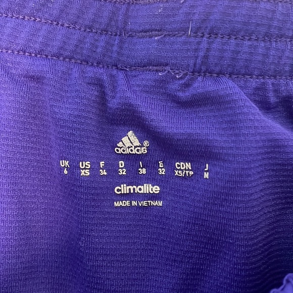 Adidas running shorts - Picture 4 of 4
